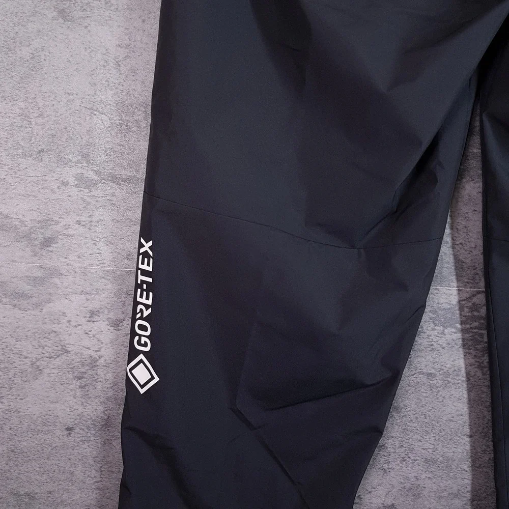 NIKE AIR JORDAN Flight Heritage Gore Tex Windstopper Pants Mens‎ MEDIUM Black